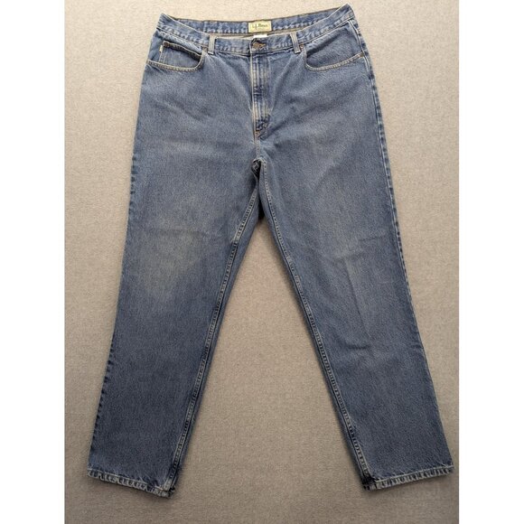 L.L.Bean Jeans Mens 40x34 Blue Relaxed Fit Straight Leg Zip Fly Cotton Denim - Picture 1 of 15